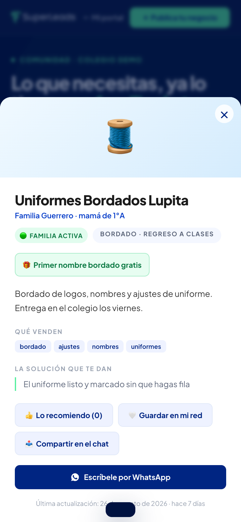 La ficha de un negocio con su contacto y las recomendaciones de otras familias.